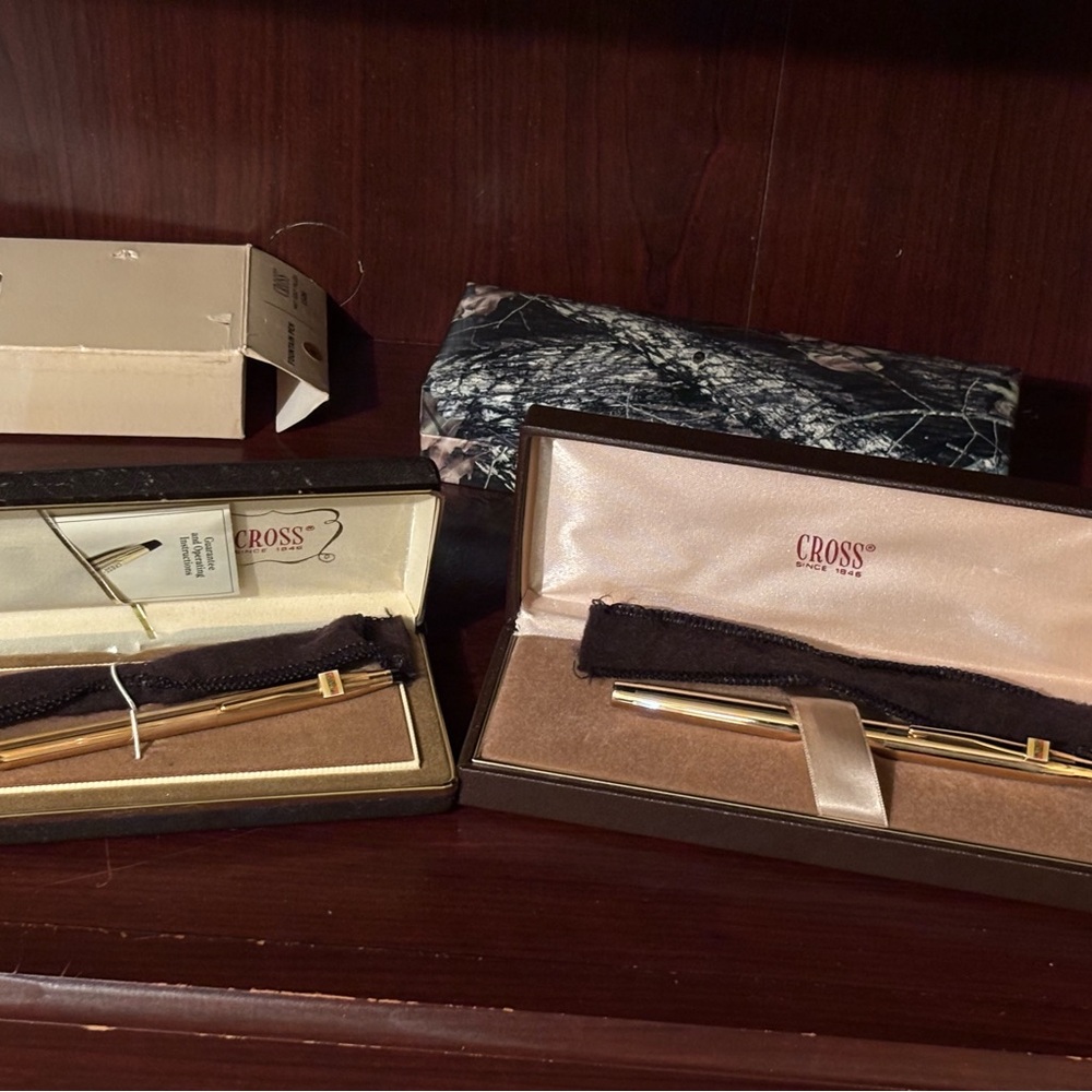 Vintage 18k gold filled Cross pen & pencil